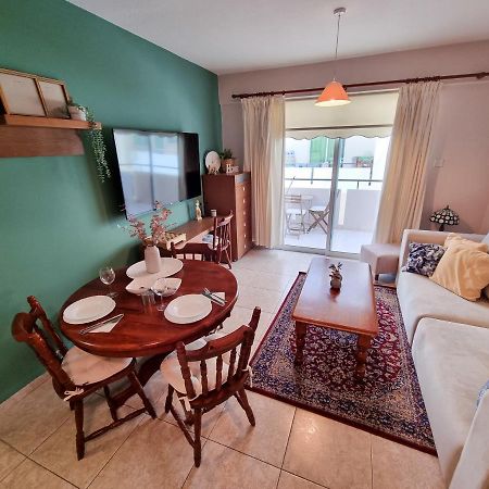 Dock Holiday Apartment Larnaca Exteriér fotografie